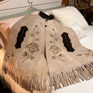 Mejia Made in Mexico 100% all Leather .Absolutely gorgeous piece 💖